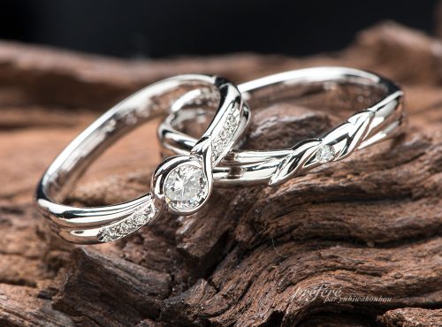 ２連タイプのクロス形状のオーダーメイド結婚指輪