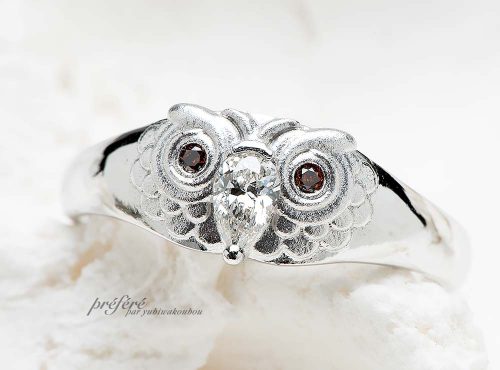 フクロウの婚約指輪をプレゼント
