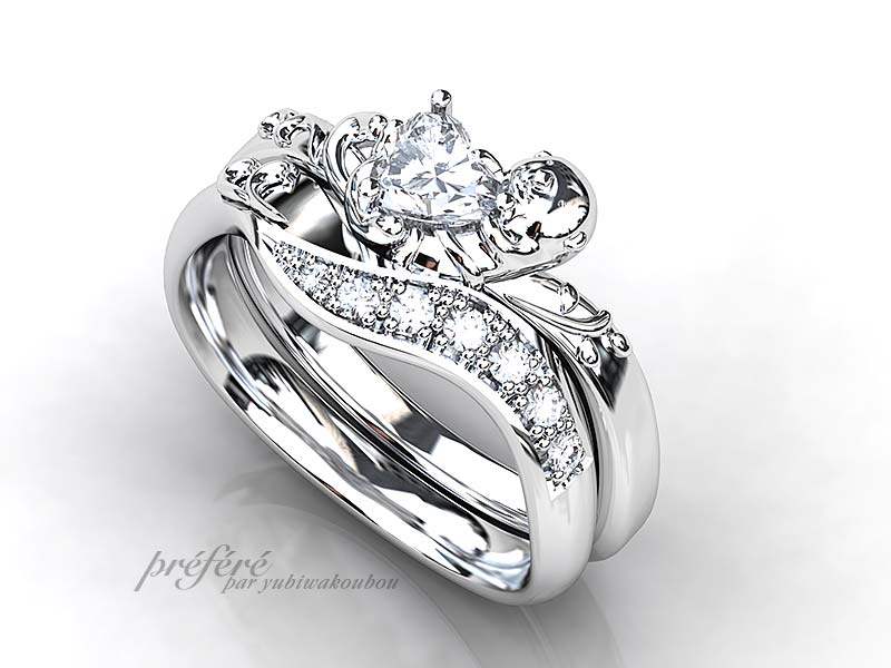 ラッコモチーフの婚約指輪と結婚指輪のセットリング