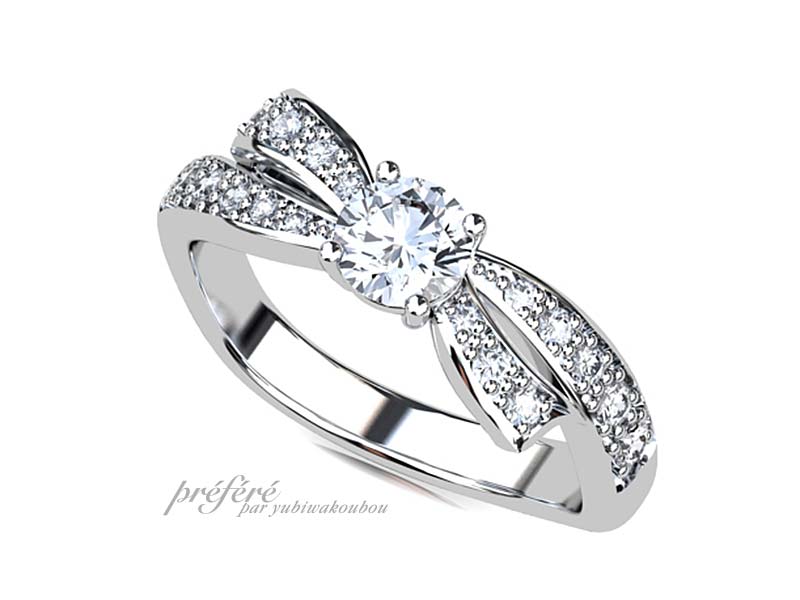 リボンモチーフと記念日のダイヤの大きさの婚約指輪オーダー｜結婚指輪・婚約指輪はオーダーメイド専門のしあわせ指輪工房で
