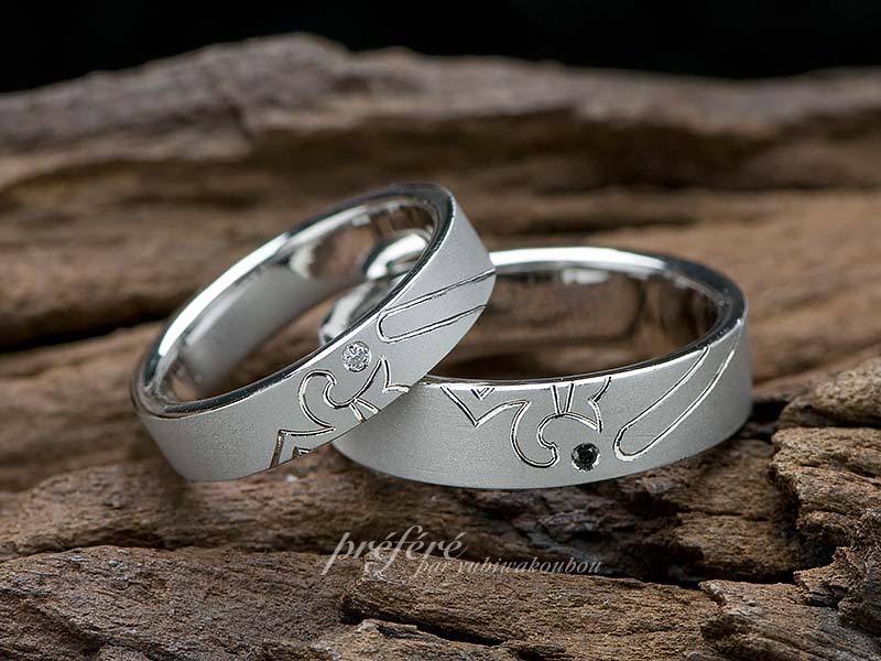 スペードとダイヤをデザインしたオーダーメイドの結婚指輪