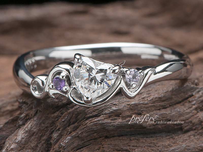 オーダーの婚約指輪はハートダイヤと誕生石のアメジストでサプライズプレゼント