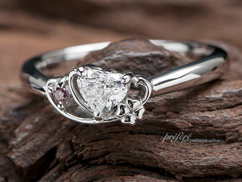 プロポーズの指輪は四つ葉のクローバーとハートダイヤのオーダーメイド