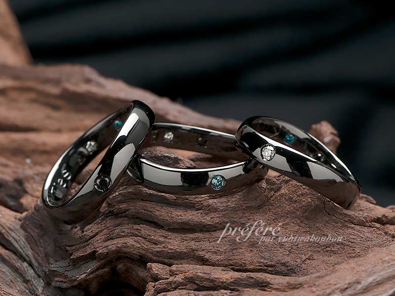 絆をテーマにお創りした渋くておしゃれなブラック仕上げの結婚指輪です。
