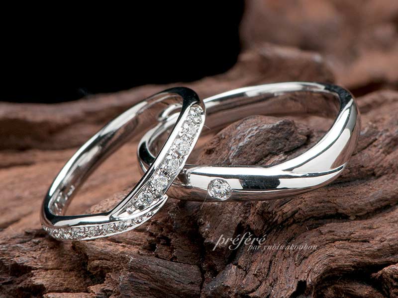 結婚指輪はオーダーで婚約指輪とセットリングで着けるデザイン