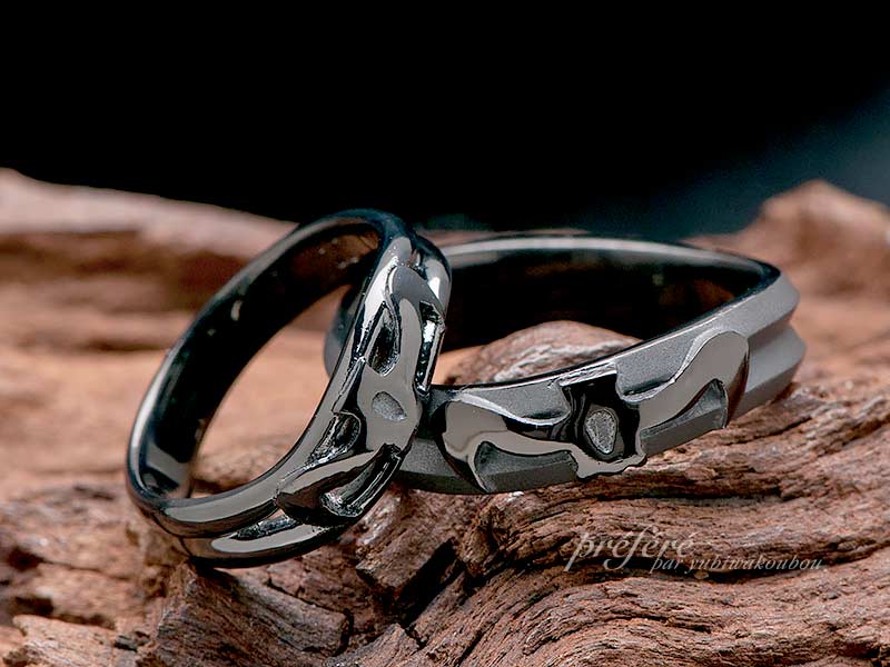結婚指輪はブラックリングのナウシカデザインで三重県からのオーダー