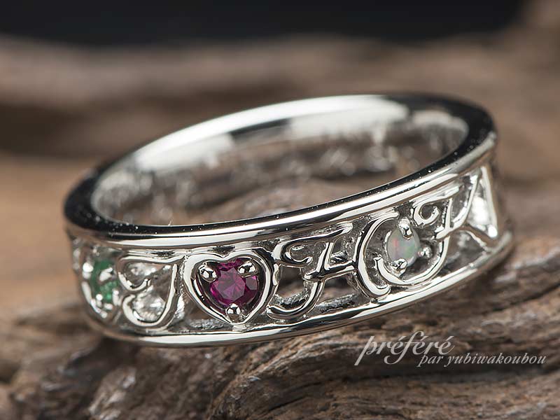 いい夫婦の日にご結婚10周年記念のオーダーメイドの指輪をプレゼント