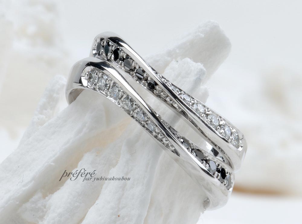 ブラックダイヤと透明なダイヤを入れた結婚指輪は、オーダーメイド