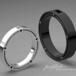 結婚指輪はシャープなリング形状に四角いプリンセスダイヤと側面のおしゃれを楽しむオーダーメイド