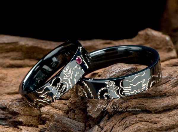 龍デザインを手彫り↓ブラック仕上げの結婚指輪