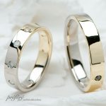 イエローゴールドとホワイトゴールドの２色を使った結婚指輪