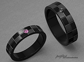 市松模様のブラックリングは結婚指輪