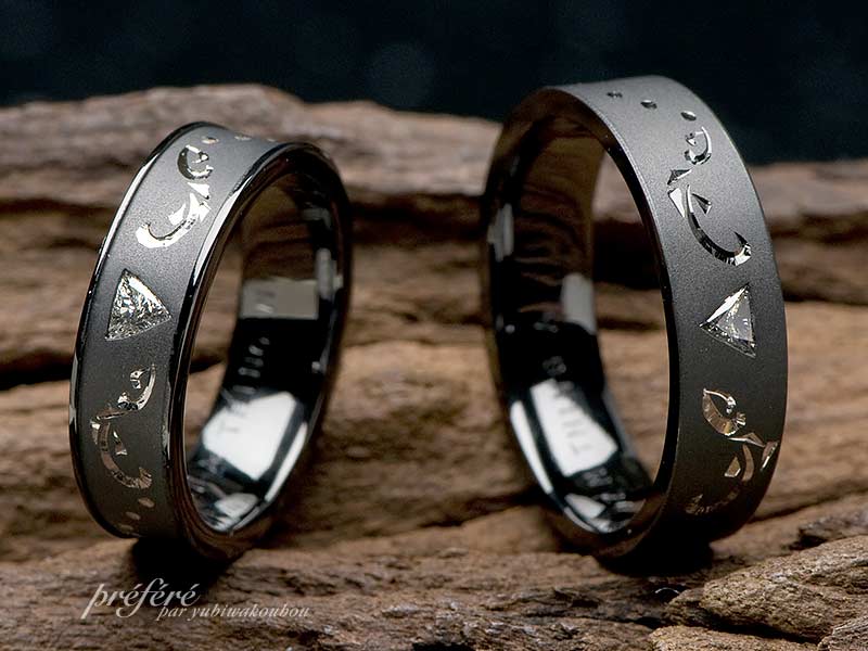 トリリアントダイヤを入れた黒の結婚指輪はフルオーダー