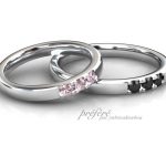 ピンクとブラックダイヤを入れた結婚指輪オーダー