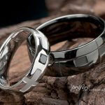 結婚指輪でお創りしたブラックリングはイニシャルを入れてオーダー