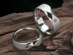 重厚感のあるデザインでお創りした結婚指輪はオーダーメイド